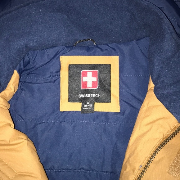 SwissTech Jacket - Picture 2 of 3